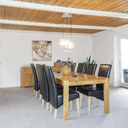 Beautiful Home In Allinge With Wifi 別荘 *