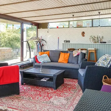 別荘 Beautiful Home In Allinge With Wifi *