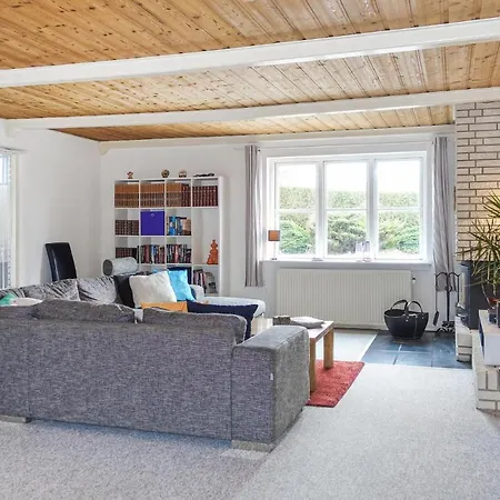 別荘 Beautiful Home In Allinge With Wifi