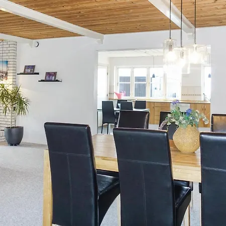 Beautiful Home In Allinge With Wifi * アリンエ