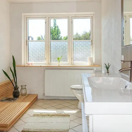 別荘 Beautiful Home In Allinge With Wifi