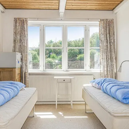 Beautiful Home In Allinge With Wifi